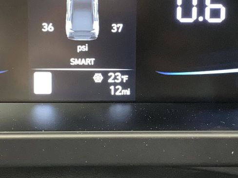 New 2026 Hyundai Elantra SEL Sport image 6