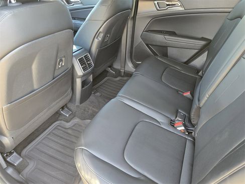 New 2026 Kia Sportage EX image 19