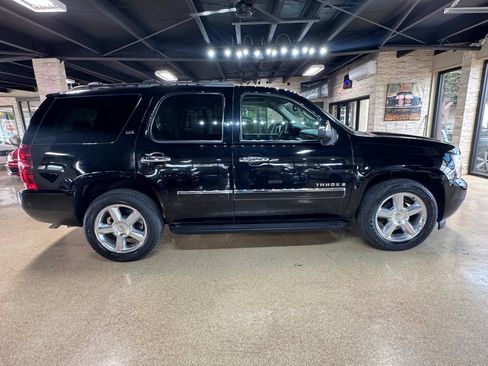 Used 2009 Chevrolet Tahoe LTZ RWD image 8