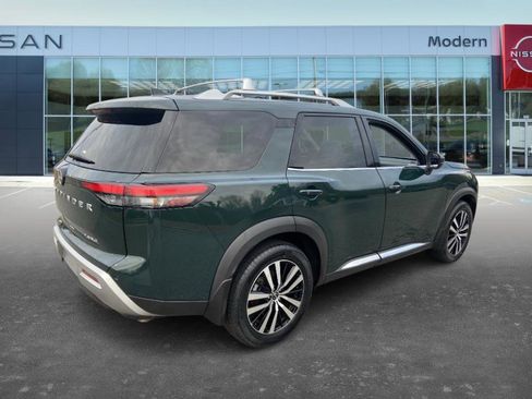 Certified 2023 Nissan Pathfinder Platinum image 5