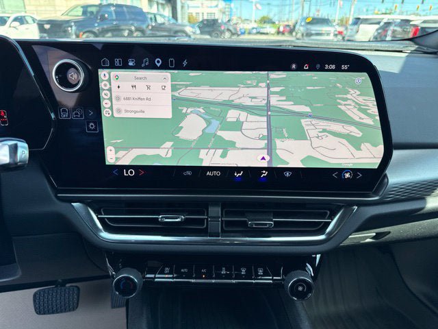 Used 2025 Chevrolet Equinox EV LT FWD image 14