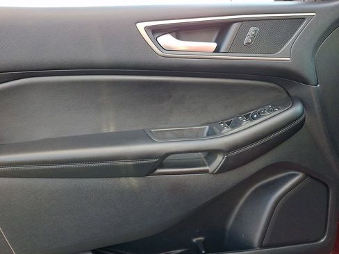 Certified 2022 Ford Edge SEL w/ Convenience Package image 13