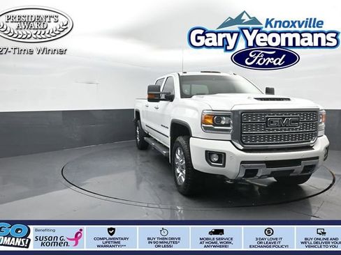 Used 2019 GMC Sierra 2500 Denali image 1