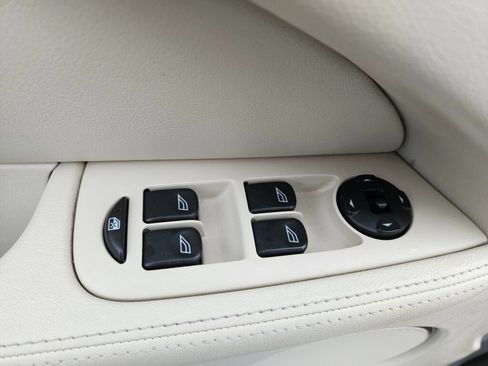 Used 2005 Jaguar X-TYPE 3.0 image 15