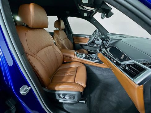 Certified 2024 BMW X7 M60i w/ Executive Package image 30