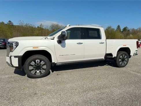 New 2025 GMC Sierra 3500 Denali image 4