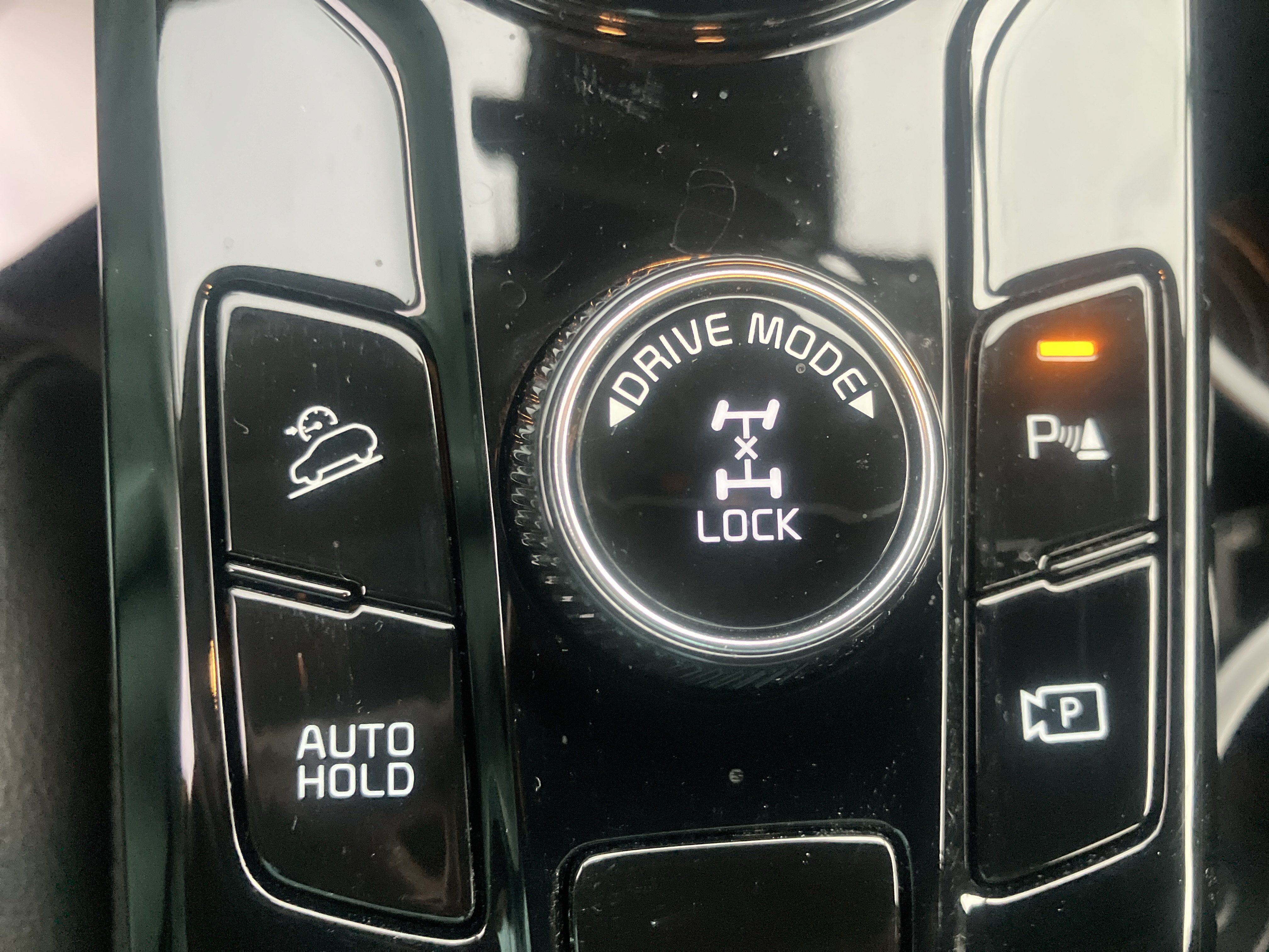 Used 2025 Kia Sportage EX AWD/4WD image 26