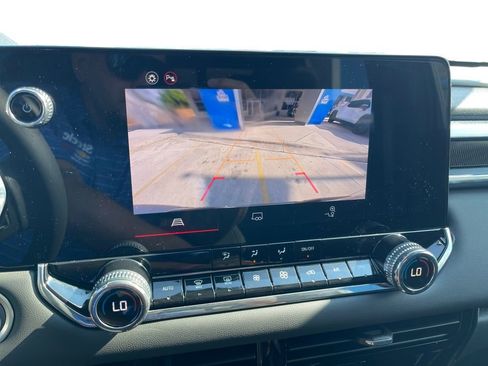 New 2026 GMC Canyon Elevation w/ Convenience Package image 31