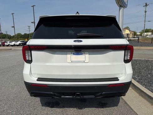 New 2026 Ford Explorer ST-Line image 10