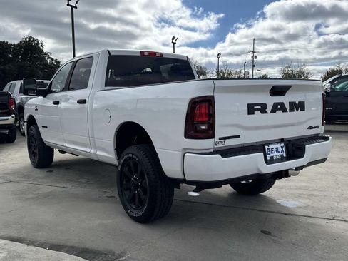 New 2026 RAM 2500 Big Horn AWD/4WD image 10