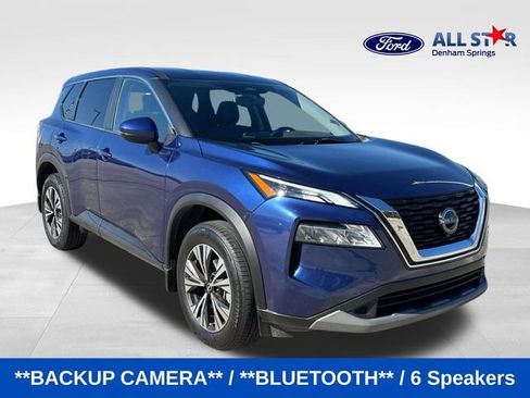 Used 2023 Nissan Rogue SV image 1