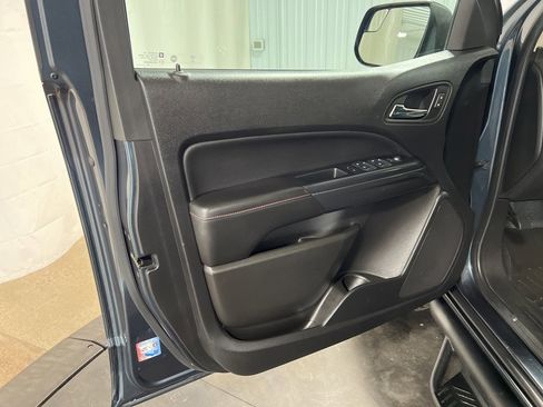 Used 2019 GMC Canyon All Terrain w/ Trailering Package image 4