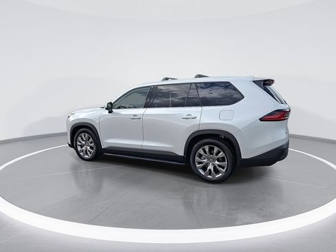 Used 2025 Toyota Grand Highlander Limited image 7