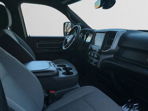 Used 2024 RAM 2500 Big Horn image 15