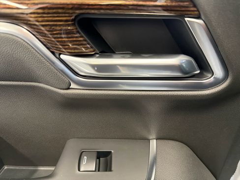New 2026 GMC Sierra 1500 Elevation image 25