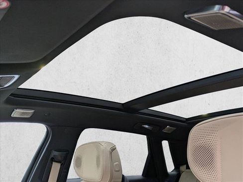 Used 2026 Cadillac Lyriq V image 13