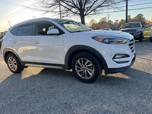 Used 2018 Hyundai Tucson SEL image 6