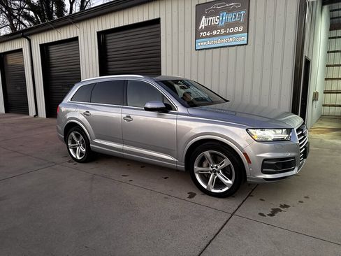 Used 2019 Audi Q7 3.0T Prestige image 3