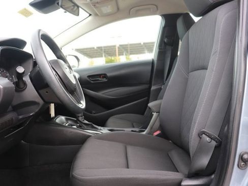 Used 2023 Toyota Corolla LE image 12