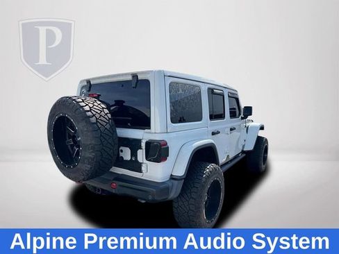 Used 2018 Jeep Wrangler Unlimited Rubicon AWD/4WD image 14