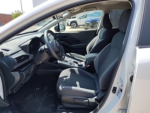 Used 2025 Subaru Crosstrek 2.0i Premium image 17