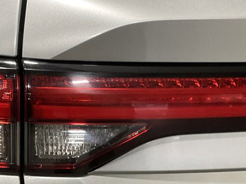 Used 2024 Mitsubishi Outlander Ralliart image 10