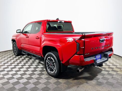 Certified 2024 Toyota Tacoma TRD Sport w/ TRD Sport Premium Package AWD/4WD image 6