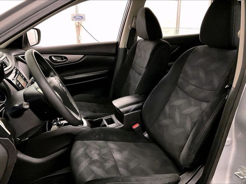 Used 2014 Nissan Rogue S image 25