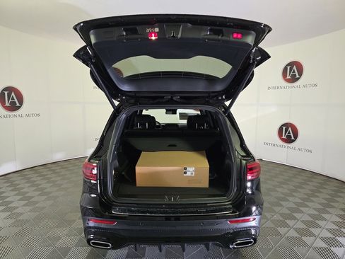 New 2026 Mercedes-Benz GLB 250 4MATIC image 8