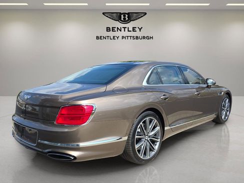 New 2026 Bentley Flying Spur Base image 5