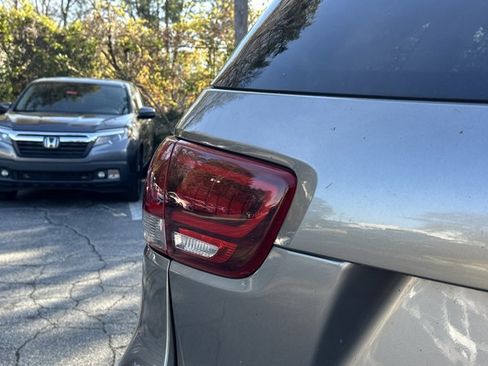 Used 2019 Kia Sorento SX w/ SX Touring Package image 19