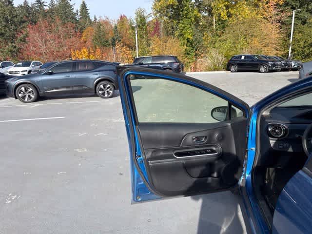 Used 2016 Toyota Prius C Two FWD image 14