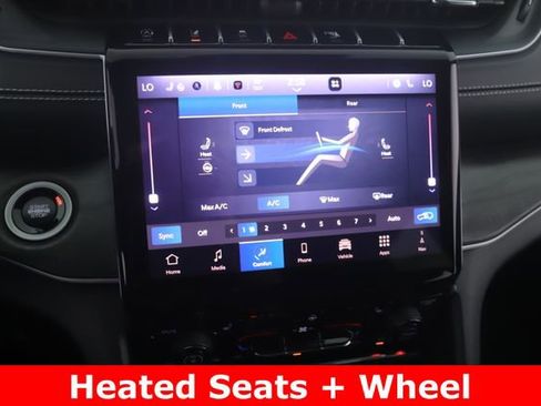 Used 2025 Jeep Grand Cherokee L Limited w/ Black Appearance Package image 4