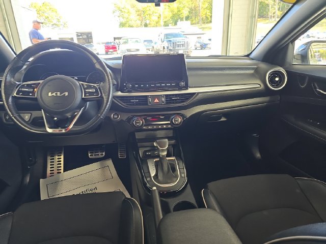 Certified 2023 Kia Forte GT-Line FWD image 11