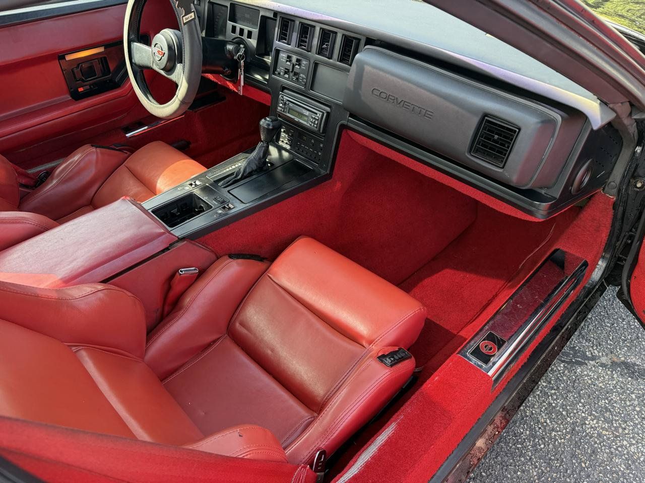Used 1988 Chevrolet Corvette Coupe RWD image 20