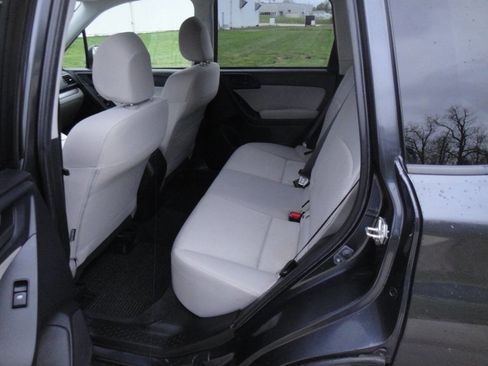 Used 2014 Subaru Forester 2.5i Premium AWD/4WD image 16