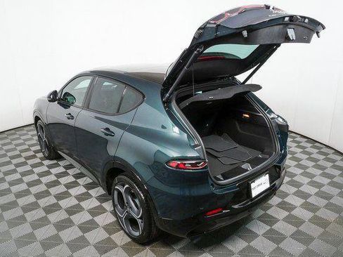 New 2026 Alfa Romeo Tonale w/ Black Premium Package AWD/4WD image 31