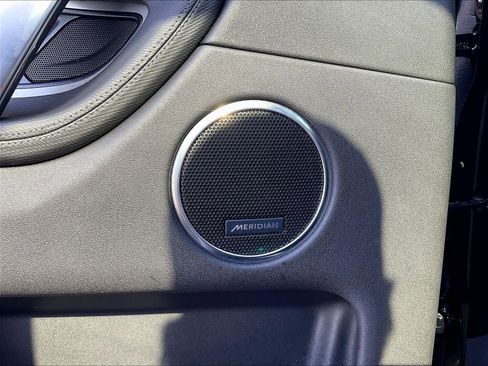 Used 2025 Land Rover Discovery Sport Dynamic SE image 35