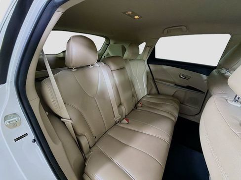 Used 2009 Toyota Venza image 25