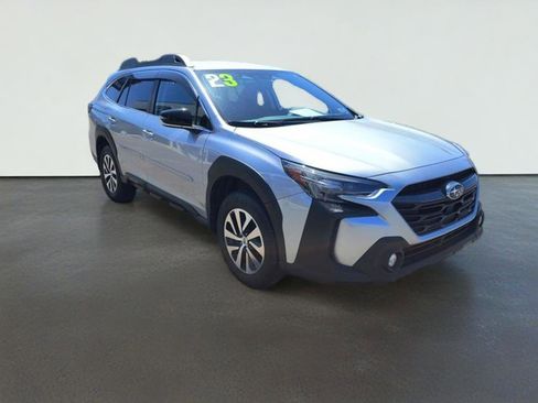 Certified 2023 Subaru Outback Premium w/ Popular Package #1 AWD/4WD image 2