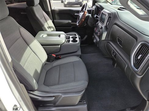 Used 2021 Chevrolet Silverado 1500 LT image 15