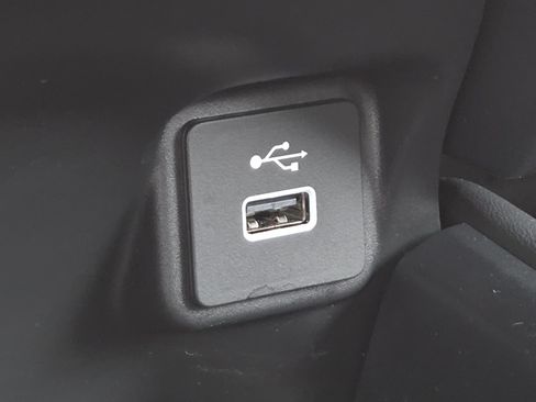 Used 2025 Honda HR-V Sport image 8
