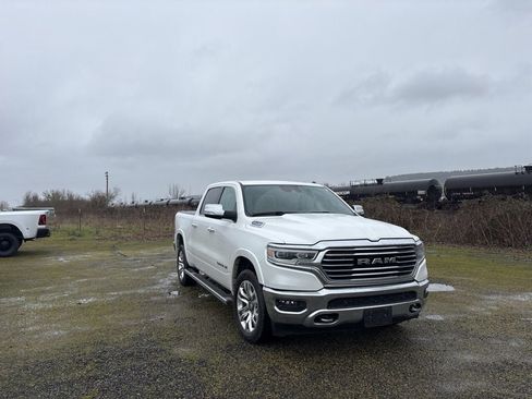 Used 2022 RAM 1500 Limited image 2
