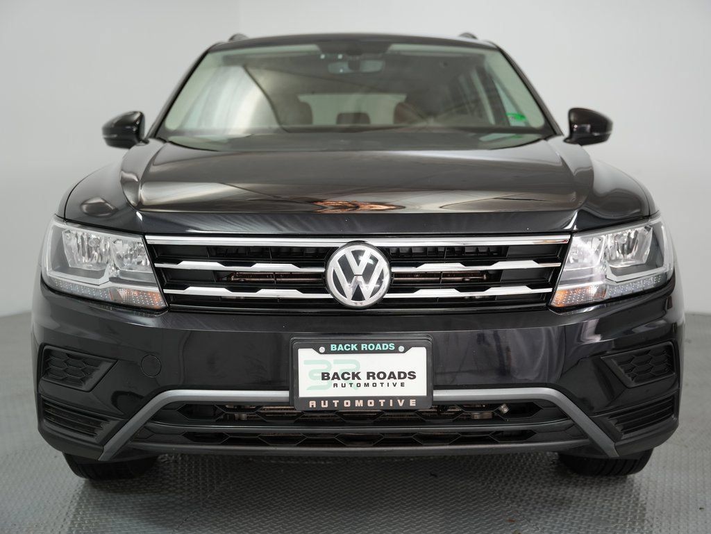 Used 2021 Volkswagen Tiguan SE w/ Panoramic Sunroof Package AWD/4WD image 2