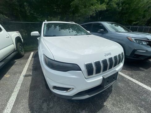 Used 2019 Jeep Cherokee Limited AWD/4WD image 6