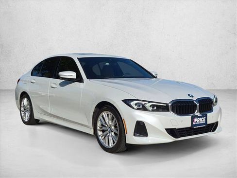 Used 2023 BMW 330i Sedan w/ Driving Assistance Package RWD image 3
