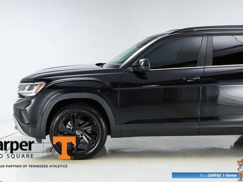 Used 2023 Volkswagen Atlas SE w/ Black Wheel Package FWD image 3