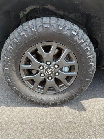 Used 2025 Toyota 4Runner 4WD image 11