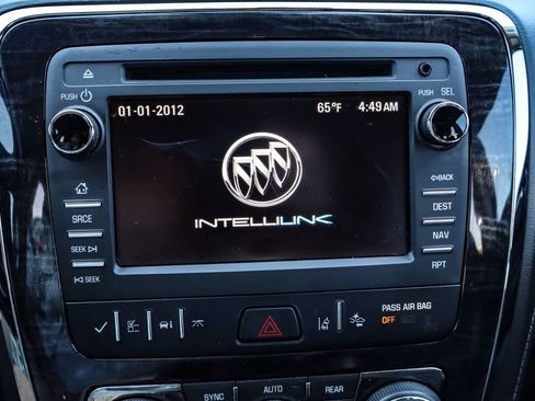 Used 2017 Buick Enclave Premium image 31