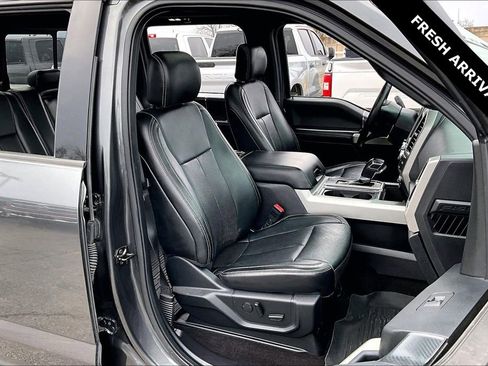 Used 2019 Ford F150 Lariat image 28